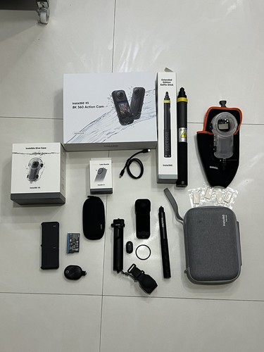 Insta360 super accessoriata - x5,