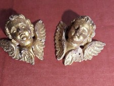 antiche teste di angeli