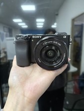 Sony Alpha α6000 24.3MP
