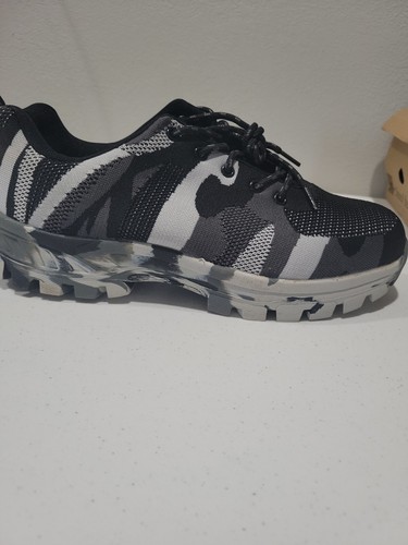 Sneakers antinfortunistiche