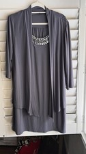 Top Tiana B grigio look a