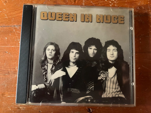 Queen nuce - queen,