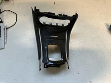 Infiniti Q30 2016 Sonstiges