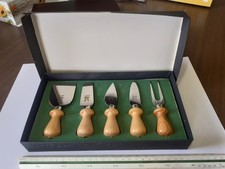 Set di 5 coltelli taglia formaggi grana, parmigiano Acciaio inox  manici  legno