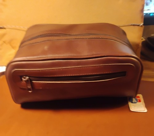 Kit viaggio uomo - uomo, pelle
