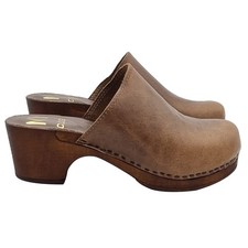 Swedish Style Leather Heeled