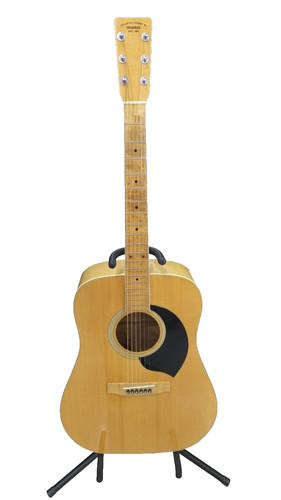 Chitarra acustica vintage