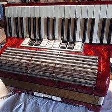 Fisarmonica HOHNER TANGO II M