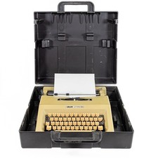 Macchina da Scrivere Olivetti