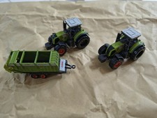 2 Trattori + Carro Class Norev