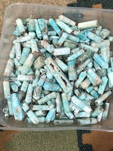 Lotto ciondoli aragonite blu