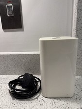 Apple AirPort Extreme Base Station 6a generazione router WiFi A1521