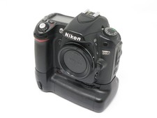Corpo fotocamera reflex digitale Nikon D80 10,2 megapixel con impugnatura batteria - 28.153 scatti