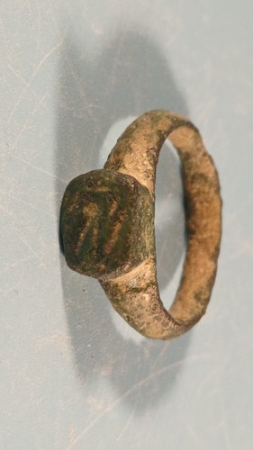 Anello romano con - , incisioni