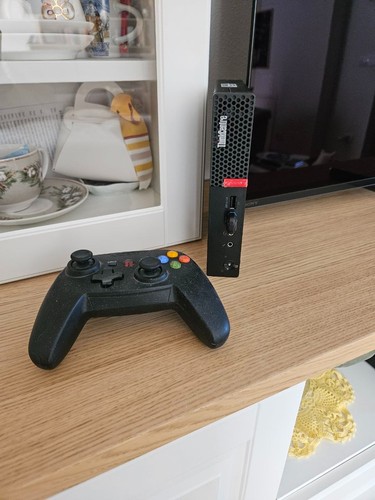 Retro gaming thinkcentre - retro,
