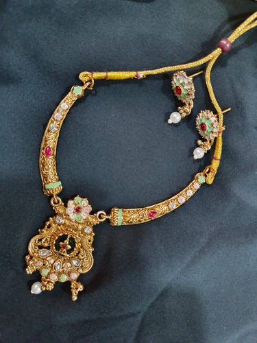 Set gioielli orecchini - , collana