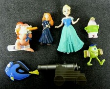 Lotto 7 personaggi DISNEY pixar cartoni animati I tre porcellini Nemo Dory