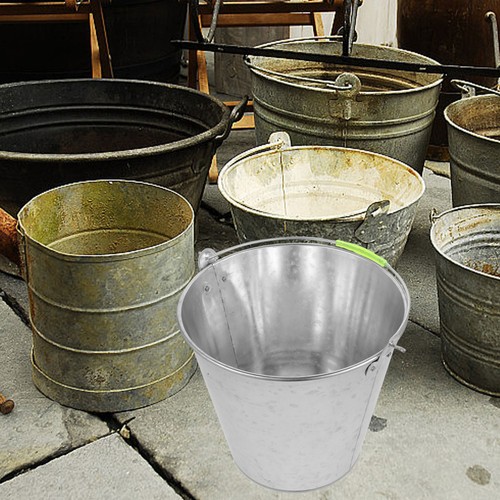 Secchio acqua ferro in - ferro,