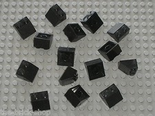 15 x LEGO black Slope Brick