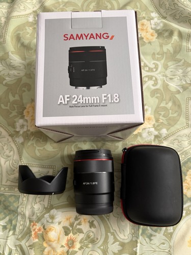 Samyang 24mm af full - f/1.8,