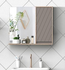 Armadio specchio bagno parete