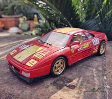 modellino auto 1/ 18 ferrari