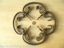 rosone in ferro battuto con punte a fiamma per barriere interne EU.03.018.03