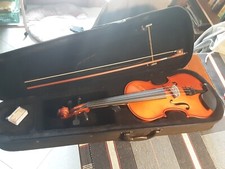 VIOLINO USATO POCHISSIMO COMPLETO DI ARCHETTO E CUSTODIA COSÌ COME IN FOTO