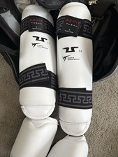 NEW World Taekwondo Gear Set +