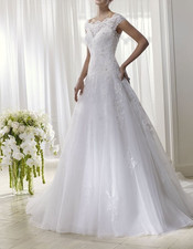 Abito da sposa HBH stretto con
