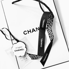 CHANEL LES CAMELIAS CIONDOLO SACCHETTO NASTRO CAMELIA FIORE