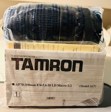 Teleobiettivo Tamron AF70-300mm F/4-5.6 Di LD Macro 1:2 per Canon (Model A17)
