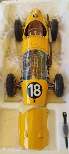 Exoto ferrari 500 f2 - 1:18,