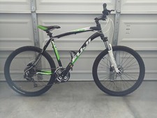 Fuji Nevada Aluminum 27-Speed