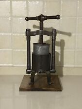 Antico torchio o pressa