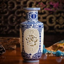 Vaso scavato fatto a mano
