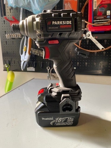 Adattatore batteria makita - adattatore,
