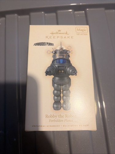 Robby the robot hallmark - hallmark,