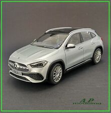 modellino auto 1:18 Mercedes