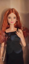 NRFB doll 2025 BARBIE BASICS SIGNATURE red hair modèle n°04 petite JBH74