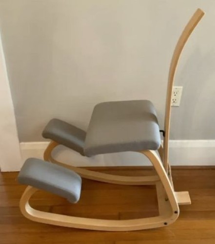 Sedia inginocchiata ergonomica
