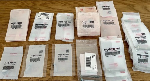 Kit bulloni testa superiore - , e