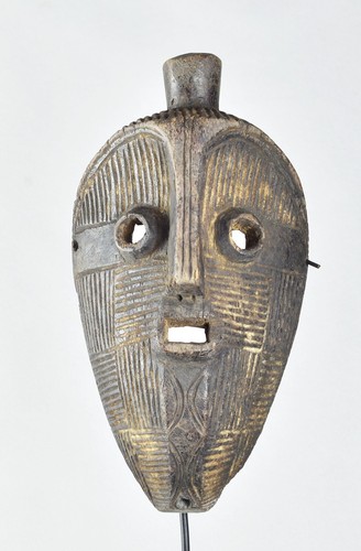 Bellissima grande maschera - e,