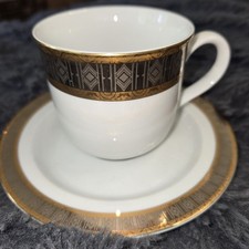 Tazza e piattino porcellana