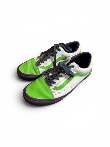 Vans old skool toy - skool, story
