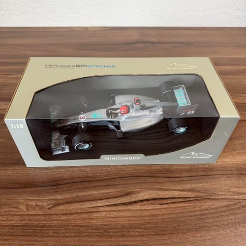 Minichamps mercedes gp - 1/18,