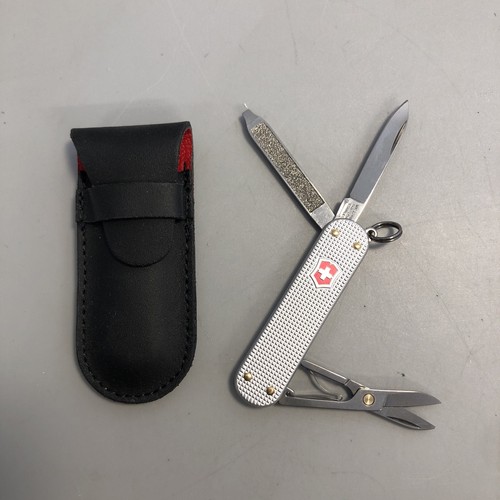 Victorinox classic alox - classic,