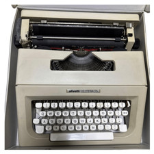 Macchina da scrivere manuale