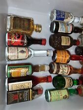 Lotto 21 Miniature Amari e