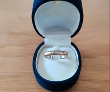 Fede In oro con brillante